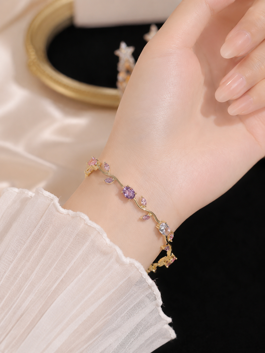 Tulip Bracelet