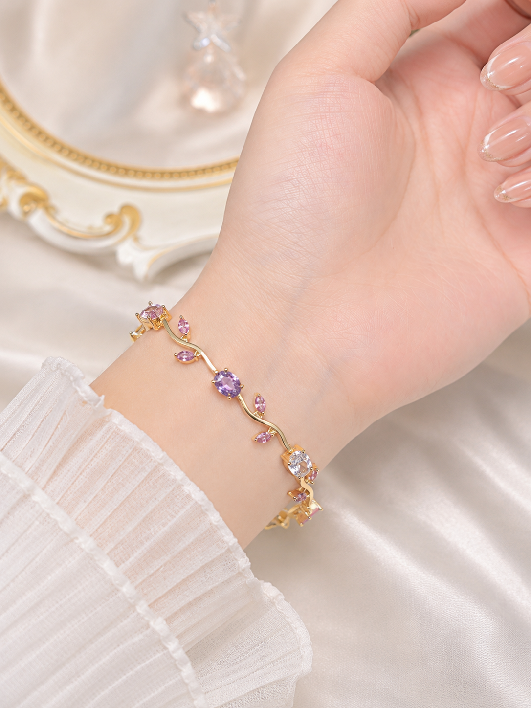Tulip Bracelet